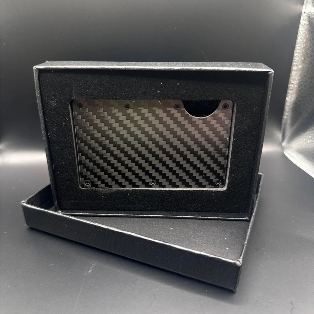 Carbon Fiber Men’s Wallet in Black